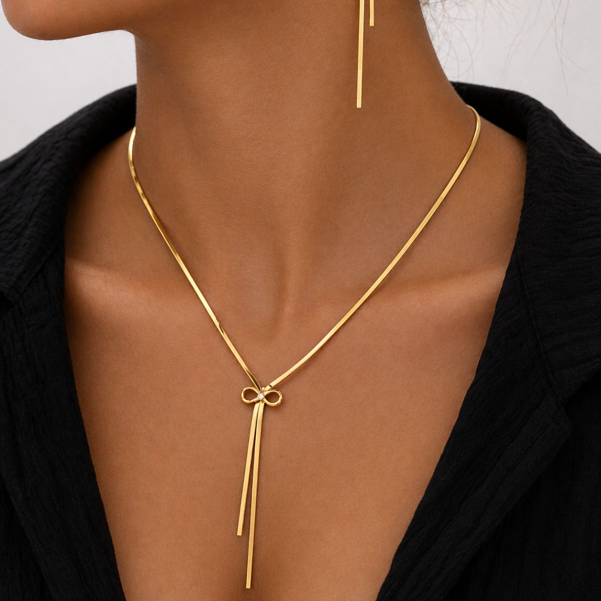 Bow Lariat Pendant Necklace