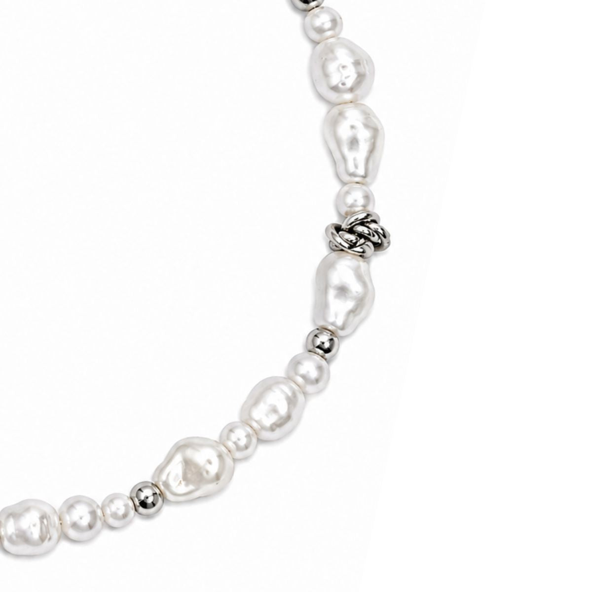 Liquid Pearl Necklace