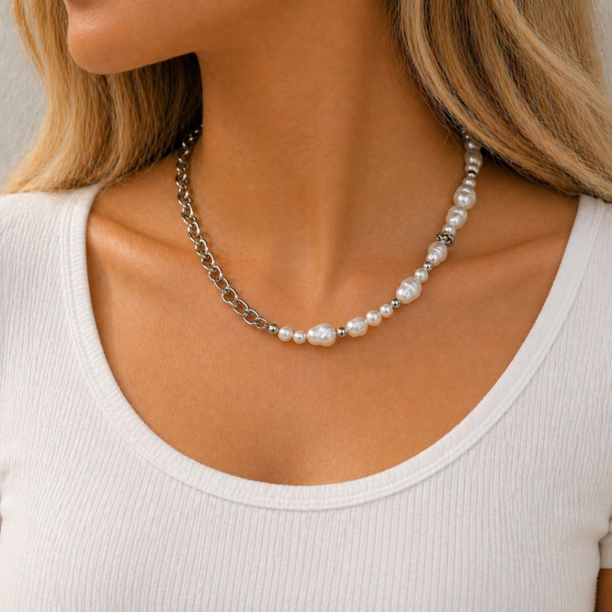 Liquid Pearl Necklace